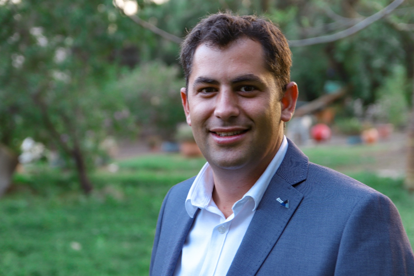 Amichai Davidovich, Associate